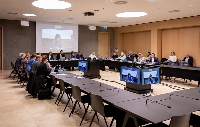 Die Mitglieder des Untersuchungsausschusses im Elly-Heuss-Knapp-Saal des Landtages.  Die Mitglieder des Untersuchungsausschusses im Elly-Heuss-Knapp-Saal des Landtages.