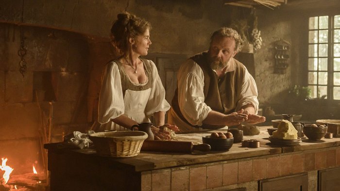 Louise (Isabelle Carré) will von Manceron lernen und sorgt fürs Soufflé.