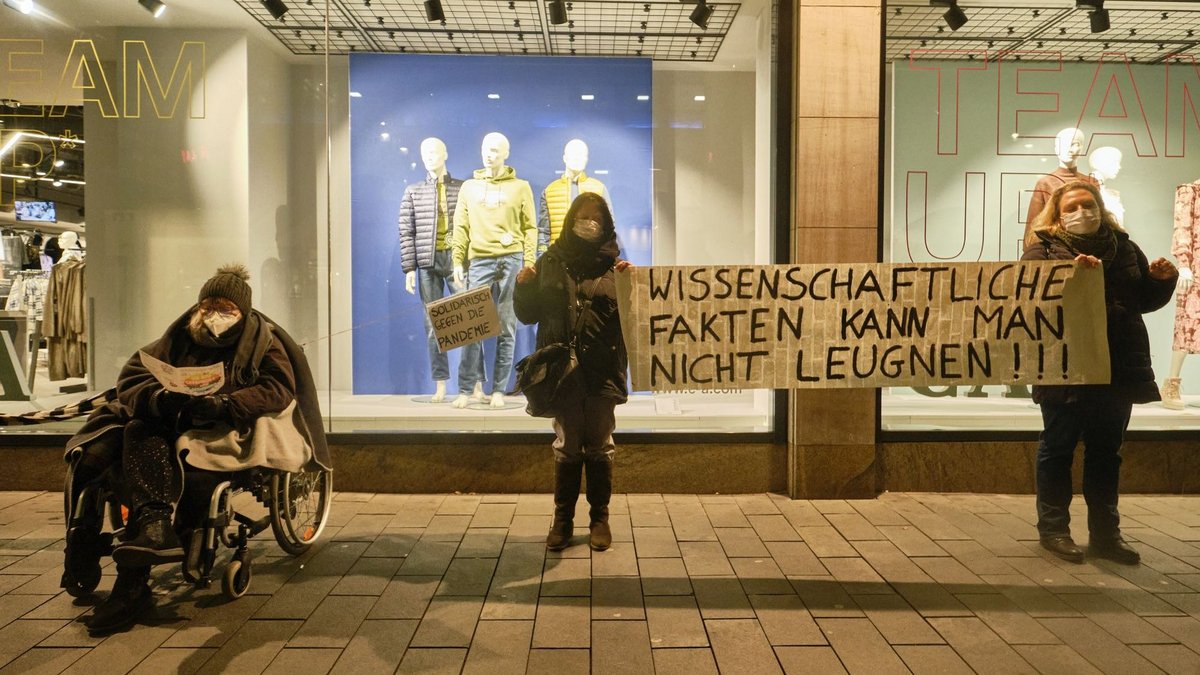 Streitbar, aber aussagekräftig: Diese Demonstrantinnen berufen sich auf Wissenschaft.