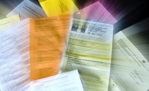 Ob der Wahlzettel in der Urne oder im Briefumschlag landet – gezählt wird auf jeden Fall. Ob der Wahlzettel in der Urne oder im Briefumschlag landet – gezählt wird auf jeden Fall.
