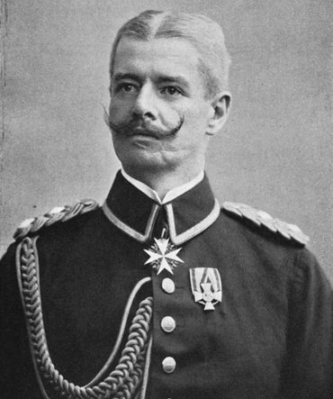 Gouverneur Jesko von Puttkamer. Foto: aus Carl René: Kamerun und die deutsche Tsâdsee-Eisenbahn. Ernst Siegfried Mittler und Sohn, Berlin 1905, gemeinfrei, <a href="https://commons.wikimedia.org/w/index.php?curid=50777447">Link</a> Gouverneur Jesko von Puttkamer. Foto: aus Carl René: Kamerun und die deutsche Tsâdsee-Eisenbahn. Ernst Siegfried Mittler und Sohn, Berlin 1905, gemeinfrei, <a href="https://commons.wikimedia.org/w/index.php?curid=50777447">Link</a>