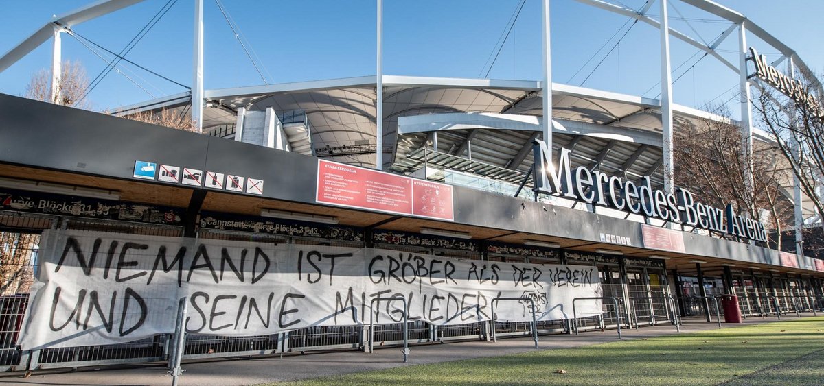 Ob frommer Wunsch oder Satzung – mancher Vorstand und Aufsichtsrat sollte hier offenbar häufiger mal vorbeischauen. Fotos: Jens Volle Ob frommer Wunsch oder Satzung – mancher Vorstand und Aufsichtsrat sollte hier offenbar häufiger mal vorbeischauen. Fotos: Jens Volle