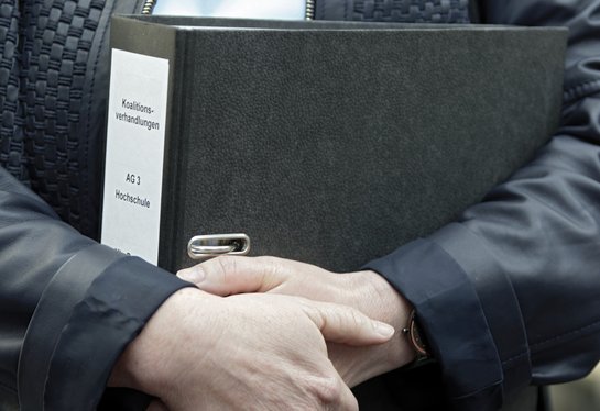 Die Verhandlungsergebnisse: festgehalten und abgeheftet, das war schon 2016 so. Foto: Joachim E. Röttgers