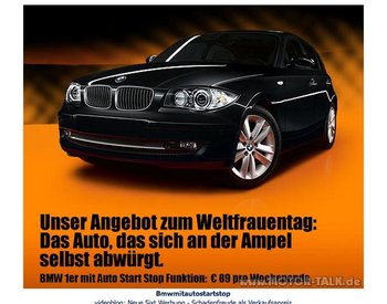 Lachen oder aufregen? Immerhin Sprit sparend. Werbung des Autoverleihers Sixt aus dem Jahr 2011. Screenshot