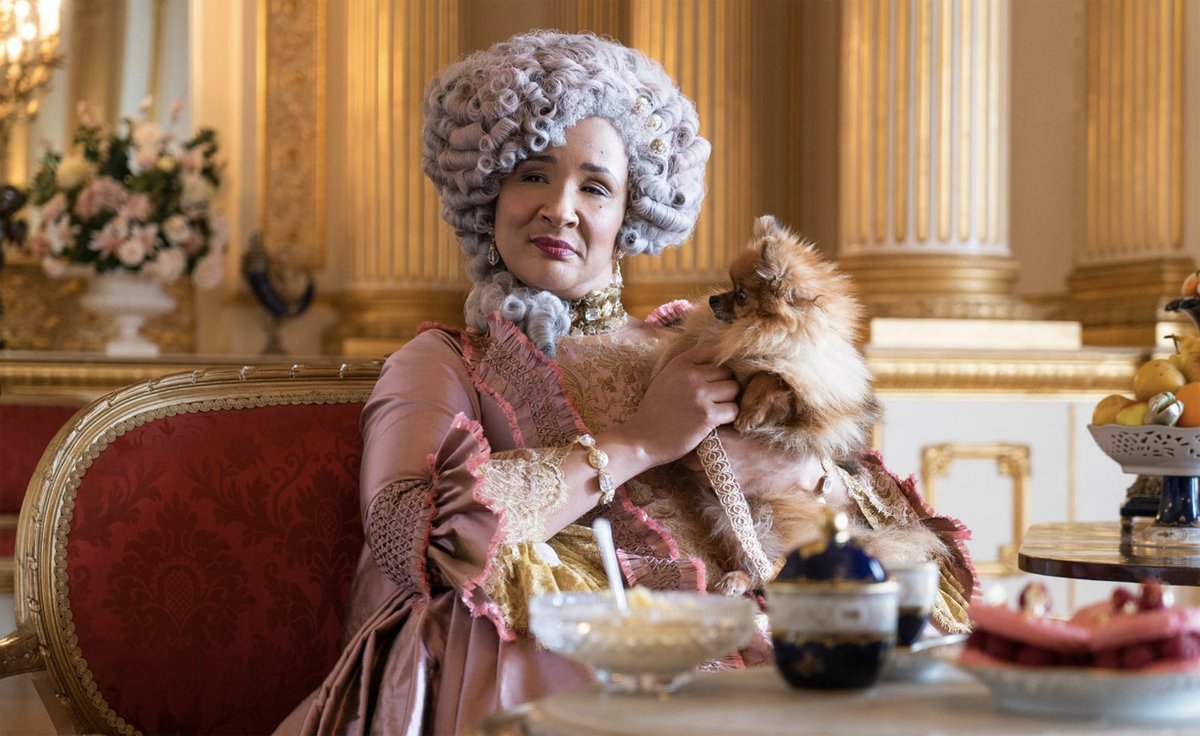 Golda Rosheuvel als Queen Charlotte in der Netflix-Serie Bridgerton. Foto: Am Daniel/Netflix