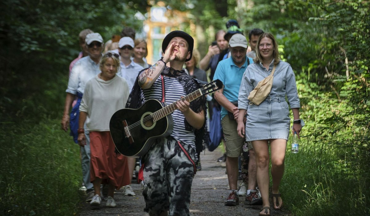 Mit Stefan Vitelariu als Räuber Spiegelberg wird es musikalisch. 