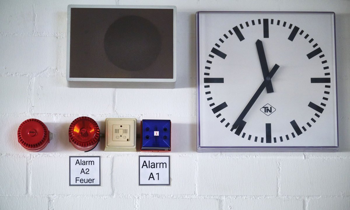 Alarm A1: schlimmer als Feuer. Alarm A1: schlimmer als Feuer.
