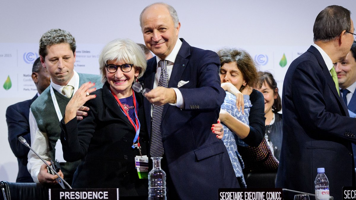 ... brach auch im Plenum der Jubel los. Fotos: Arnaud Bouissou, gemeinfrei