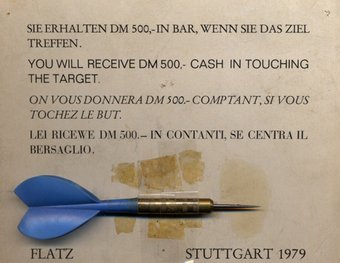 Die Skandal-Performance von Wolfgang Flatz zum Künstlerkongress 1979. Foto: privat