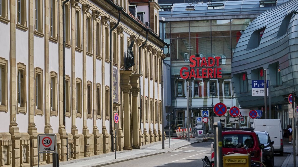 Das städtische Museum (links) und die Stadt-Galerie in der Deutschhofstraße.