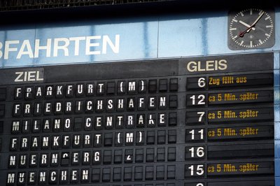 Verspätung beginnt bei Minute sechs. Foto: Joachim E. Röttgers