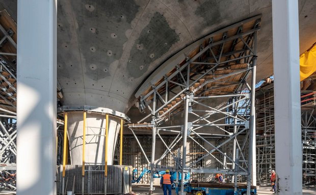 Aus Zement und Beton auch die Kelchstützen des S-21-Tiefbahnhofs. Foto: Joachim E. Röttgers
