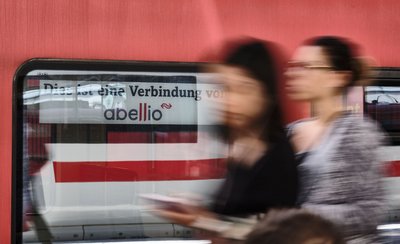 Abellio fährt noch in geliehenen Zügen, hier einer der DB. Foto: Joachim E. Röttgers