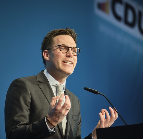 Manuel Hagel, CDU-Landeschef im Südwesten, bekräftigte auf dem Landesparteitag 2023 die Notwendigkeit einer Brandmauer. Manuel Hagel, CDU-Landeschef im Südwesten, bekräftigte auf dem Landesparteitag 2023 die Notwendigkeit einer Brandmauer.