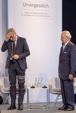 Ebenfalls sehr soziale Männer: Wolfgang Clement (links) und Hans Peter Stihl.