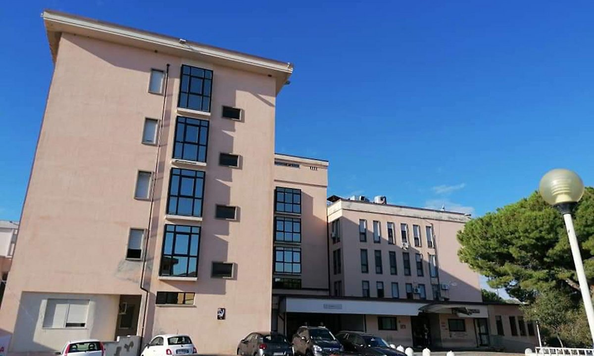 Das Vittorio-Cosentino-Hospital in Cariati, Kalabrien.