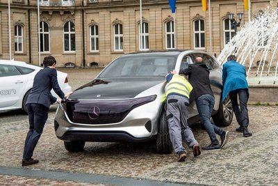 … selbst fahren können sie nicht. Foto: Jens Volle