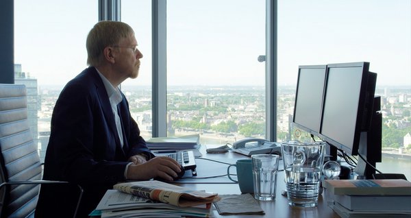 Die Bank schafft Geld per Knopfdruck, weiß Thomas Mayer, ehemaliger Chefvolkswirt der Deutschen Bank. Die Bank schafft Geld per Knopfdruck, weiß Thomas Mayer, ehemaliger Chefvolkswirt der Deutschen Bank.