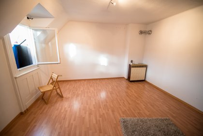 Guter Zustand: Wohnung in der Wilhelm-Raabe-Straße 4 vor der Besetzung. Da stand sie bereits ein Jahr lang leer. Foto: Jens Volle