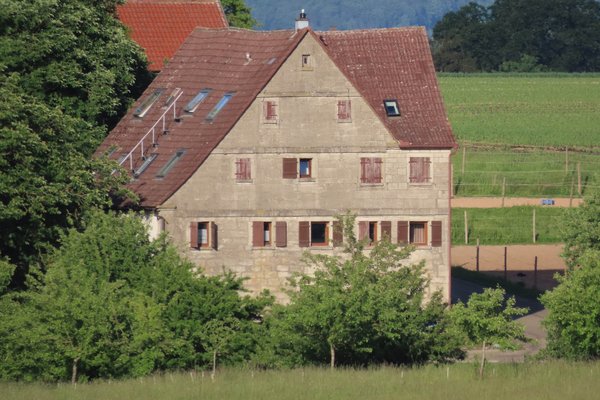 In diesem alten Bauernhaus haust das "Jugendheim Hohenlohe".
