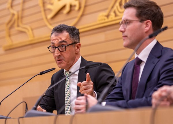 Es bedarf mehr Überwachung, da waren sich Cem Özdemir (links, Grüne) und Manuel Hagel (CDU) vor der Wahl einig. 