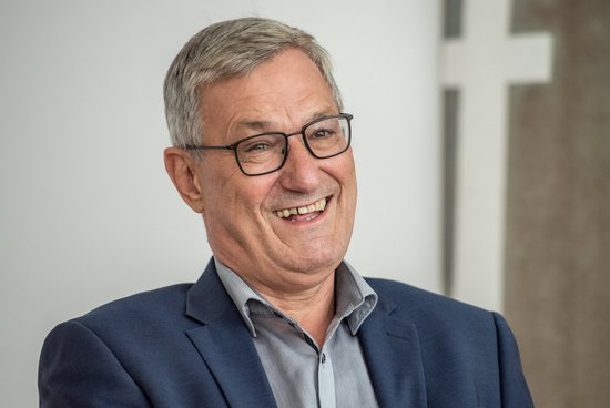 Macht einen ganz entspannten Eindruck: Riexinger in der Kontext-Redaktion. 