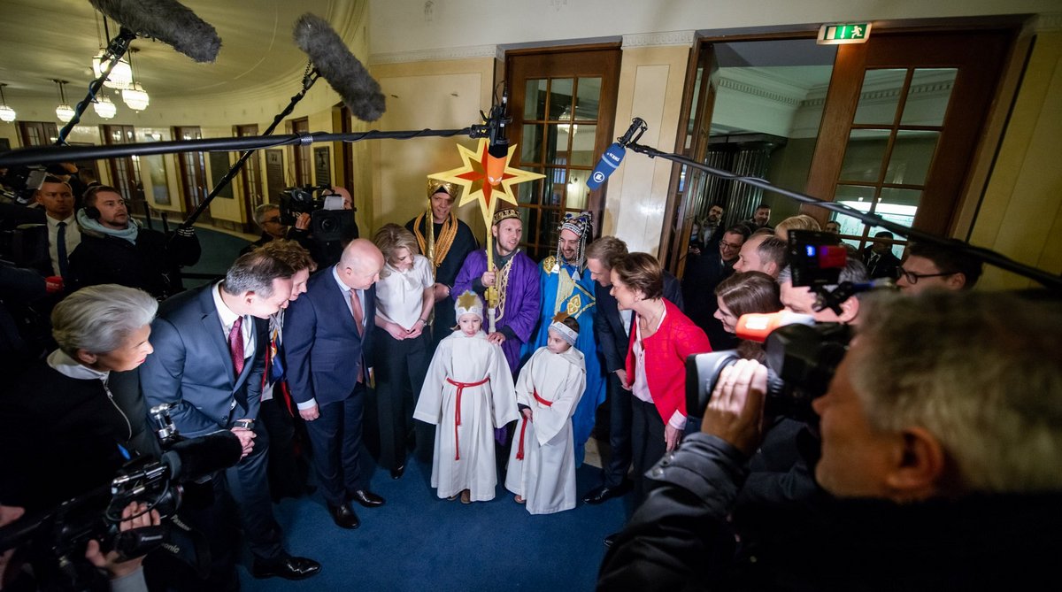 Vorcoronöse Sternsingerei: FDP-Dreikönigstreffen 2020. Foto: Jens Volle