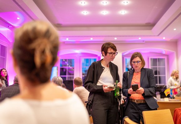 Die Wahlparty der FDP Stuttgart. Foto: Julian Rettig