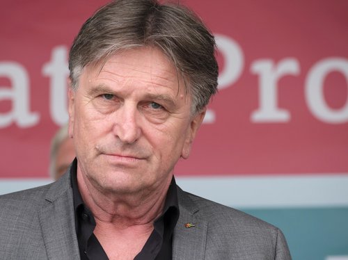 Heute für die Kindergrundsicherung im Land zuständig: Sozialminister Manfred Lucha (Grüne). Foto: Joachim E. Röttgers Heute für die Kindergrundsicherung im Land zuständig: Sozialminister Manfred Lucha (Grüne). Foto: Joachim E. Röttgers