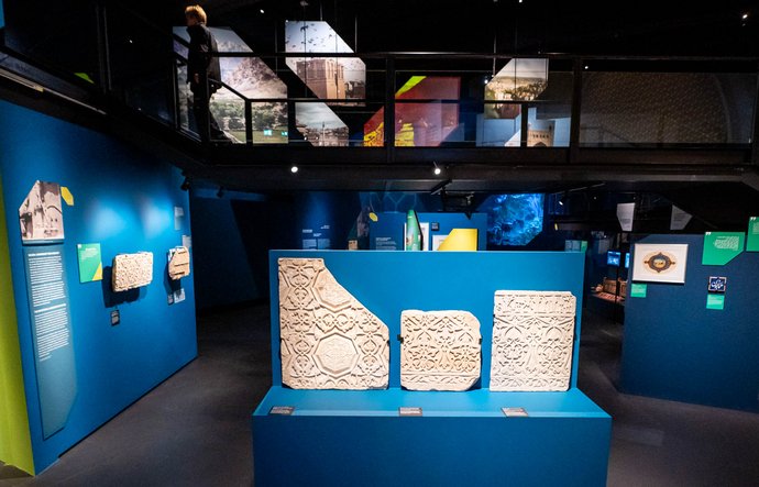 Marmortafeln aus Ghazni.