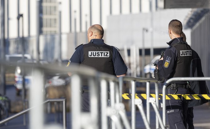 Das schwerste Geschütz der Justiz: Gefängnis. Foto: Julian Rettig