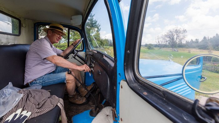 Steinalt und voll funktionsfähig auch seine Oldtimer. Steinalt und voll funktionsfähig auch seine Oldtimer.