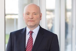 Der neue Wirtschaftsweise Achim Truger will, dass die Regierung weniger spart. Foto: Sachverständigenrat Wirtschaft Der neue Wirtschaftsweise Achim Truger will, dass die Regierung weniger spart. Foto: Sachverständigenrat Wirtschaft