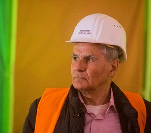 So bunt trieb's Wolfgang Dietrich, da hilft kein Helm nich'. Foto: Joachim E. Röttgers