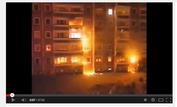 Zwischen dem 22. und 26. August 1992 brannte das sogenannte Sonnenblumenhaus in Rostock-Lichtenhagen. 