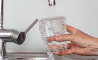 Gift im Wasser und das Schweigen der Ämter
