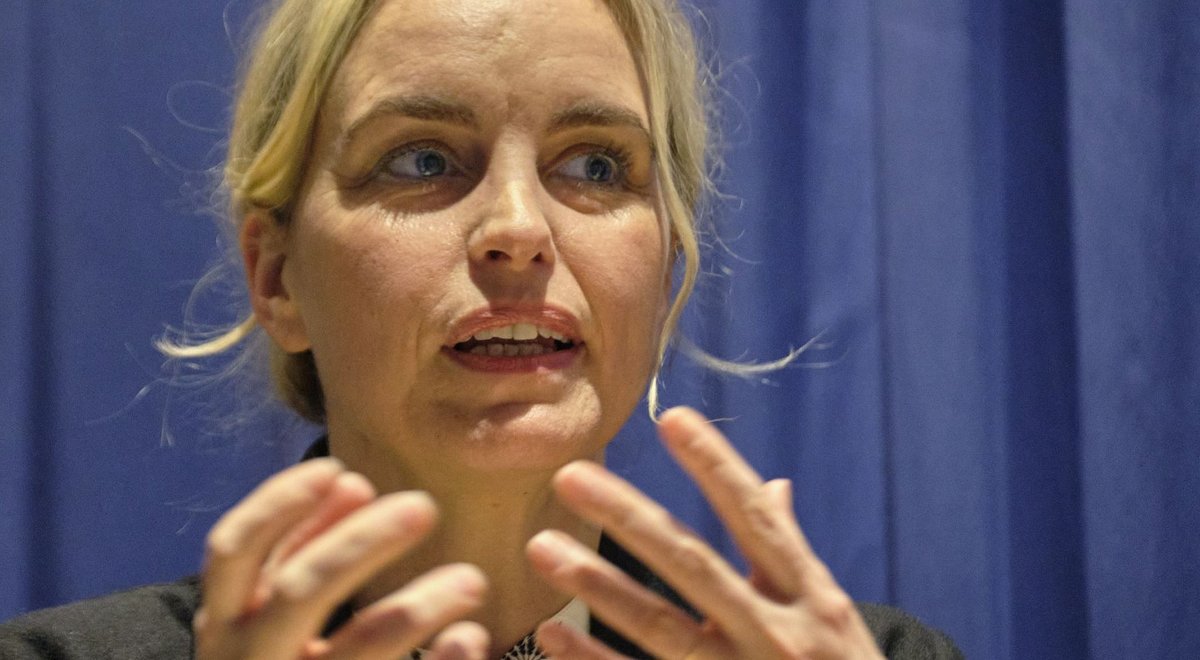 Nina Hoss wünscht sich mehr Mut. Auch und gerade im Kampf gegen rechts. Fotos: Joachim E. Röttgers Nina Hoss wünscht sich mehr Mut. Auch und gerade im Kampf gegen rechts. Fotos: Joachim E. Röttgers