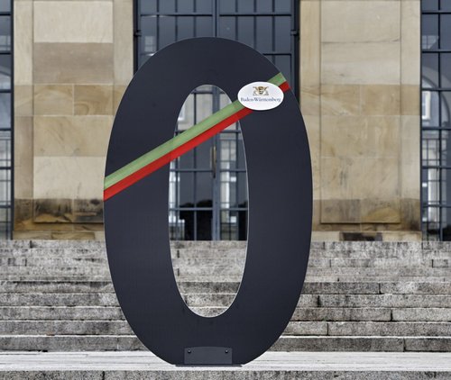 Null Schulden bringen auch nichts. Null Schulden bringen auch nichts.