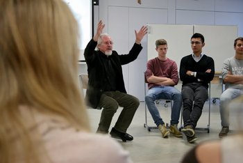Gottfried Arlt: "Waffen können eigentlich nur zerstören." Foto: Stefanie Järkel