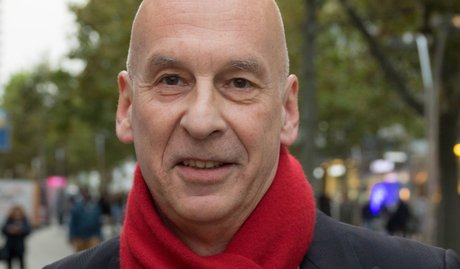 Regisseur Volker Lösch ist extrem froh über Wagenknechts Abgang von der Linken-Bühne. Foto: Uli Fetzer