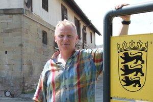 Leitet den Weinbau auf dem Hof – Stephan Oppenländer. Foto: Steve Przybilla