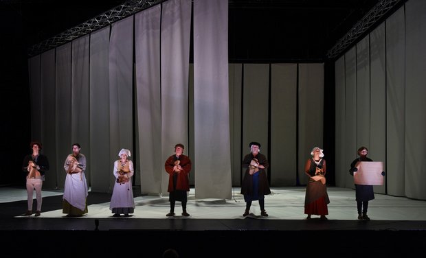 Brav und bieder schleppt sich "Das große Feuer" dahin. Foto: Christian Kleiner