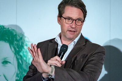 130 auf Autobahnen? Für CSU-Mann Scheuer vom Tisch. Foto: Joachim E. Röttgers