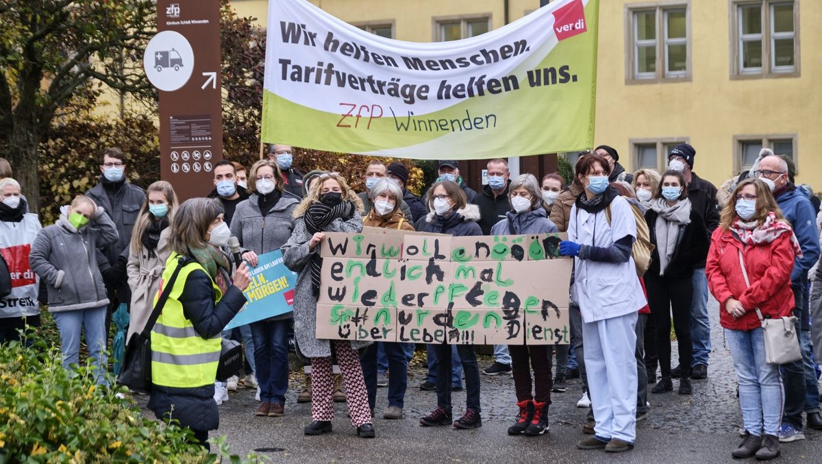 Warnstreik in Winnenden: Belastungsgrenzen sind erreicht. Fotos: Joachim E. Röttgers Warnstreik in Winnenden: Belastungsgrenzen sind erreicht. Fotos: Joachim E. Röttgers