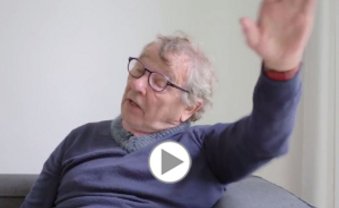 Zum Video auf den Play-Button klicken. Zum Video auf den Play-Button klicken.