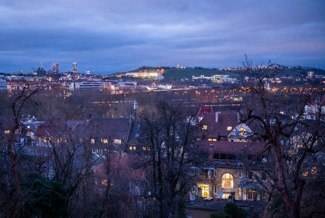 Die Panoramaroute entlang der Landhausstraße in der früheren Villengegend. Foto: Jens Volle