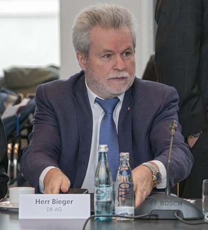 Der ehemalige DB-Brandschutzbeauftragte Klaus-Jürgen Bieger sah keine Probleme. Der ehemalige DB-Brandschutzbeauftragte Klaus-Jürgen Bieger sah keine Probleme.