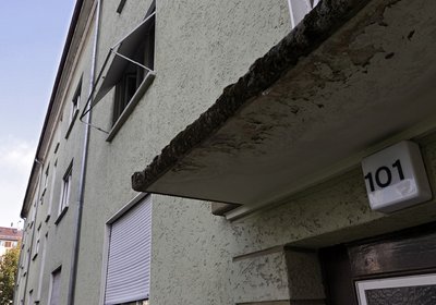 Um Platz zu schaffen für teure Wohnungen, werden günstige abgerissen. Wie hier die Klingenstrasse 101 – 105 in Stuttgart-Ost. 