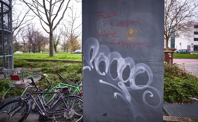 Was war zuerst da: das Gelbe, das Rote, das Weiße? Was war zuerst da: das Gelbe, das Rote, das Weiße?