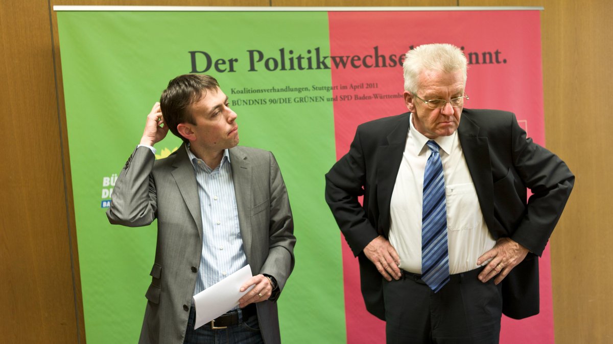 Verhandlungen mit der SPD nach der Landtagswahl 2011, links der spätere Finanz- und Wirtschaftsminister Nils Schmid. Foto: Joachim E. Röttgers